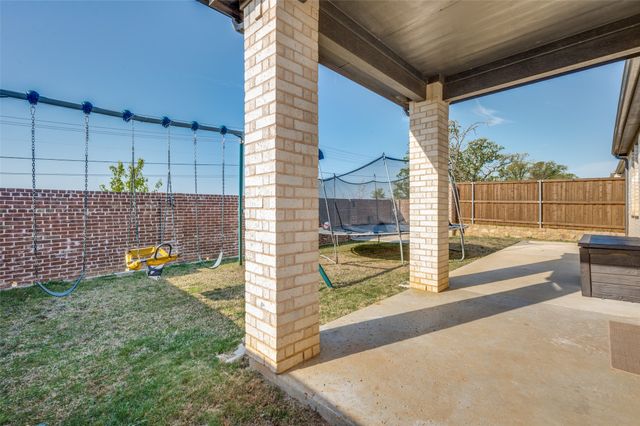 2516 Acadia Drive, Corinth, TX 76210