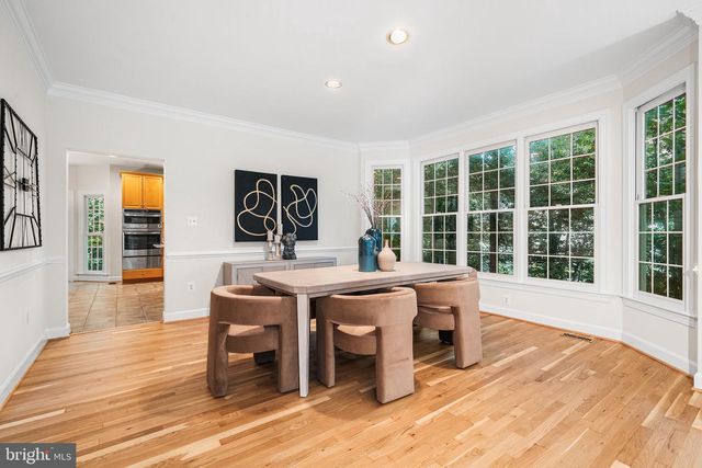 10324 REGENCY STATION DR, Fairfax Station, VA 22039