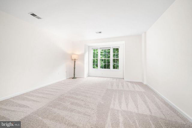 10324 REGENCY STATION DR, Fairfax Station, VA 22039