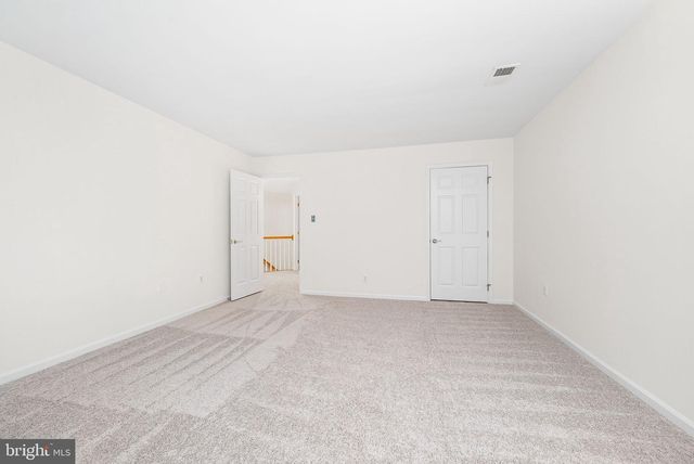 10324 REGENCY STATION DR, Fairfax Station, VA 22039
