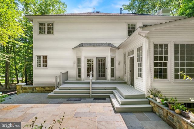 10324 REGENCY STATION DR, Fairfax Station, VA 22039
