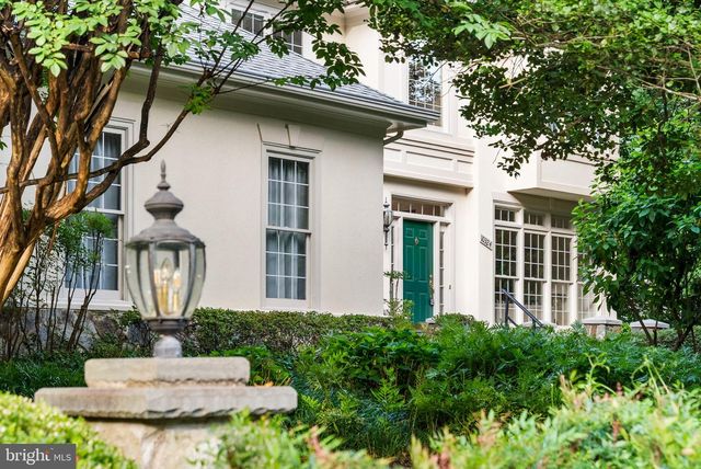 10324 REGENCY STATION DR, Fairfax Station, VA 22039