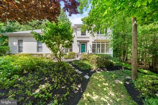 10324 REGENCY STATION DR, Fairfax Station, VA 22039