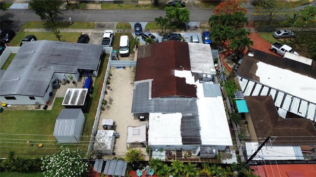 18615 SW 98TH AVENUE, Miami, FL 33157
