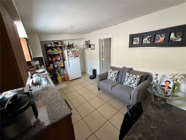 18615 SW 98TH AVENUE, Miami, FL 33157