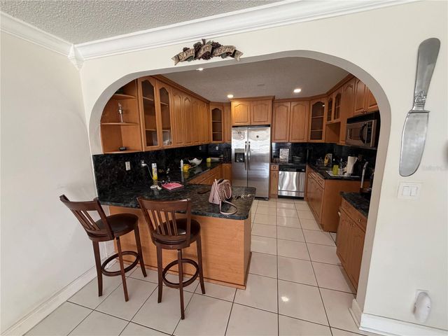 18615 SW 98TH AVENUE, Miami, FL 33157