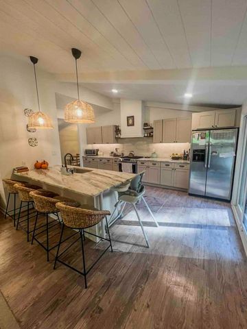 2578 ELMORE PARK RD, Bartlett, TN 38134