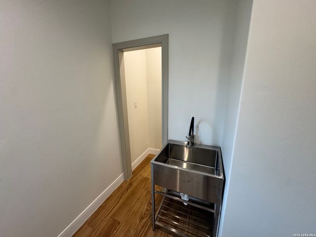 1736 Stallion Springs, Fischer, TX 78623