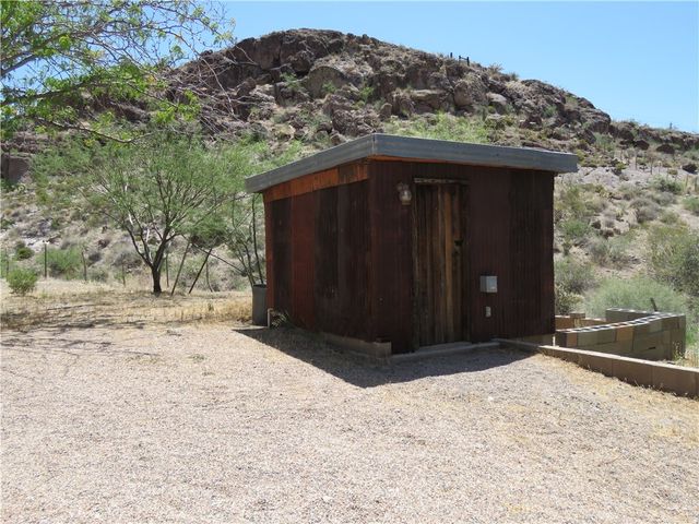 1720 N Clack Canyon Road, Kingman, AZ 86409