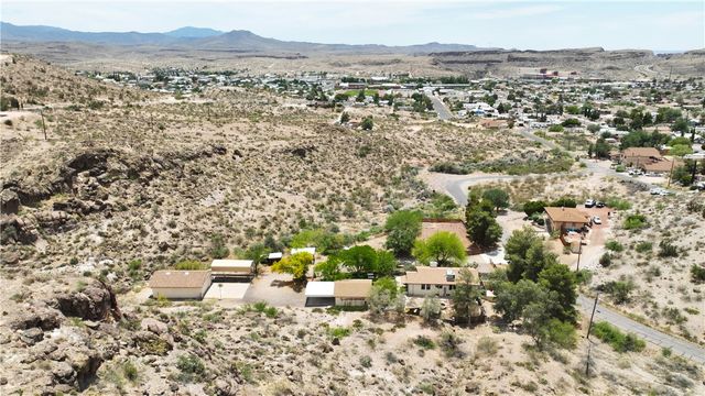 1720 N Clack Canyon Road, Kingman, AZ 86409
