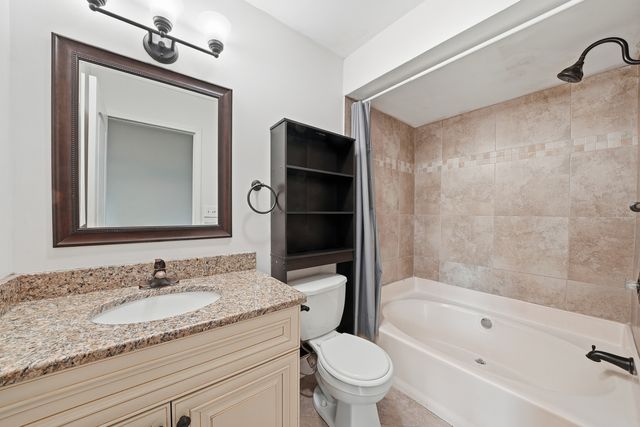 1885 Eastman Lane, Hanover Park, IL 60133