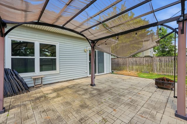 1885 Eastman Lane, Hanover Park, IL 60133