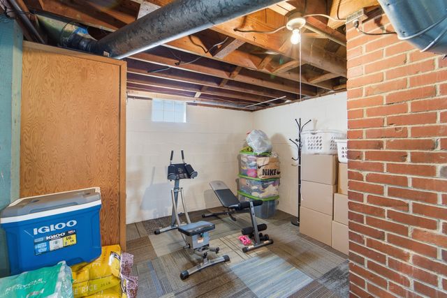3914 E 8th Street, Des Moines, IA 50316