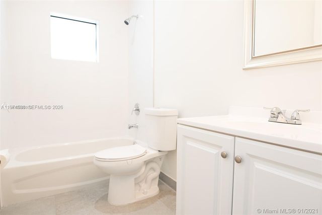 120 NE 71st St 4, Miami, FL 33138