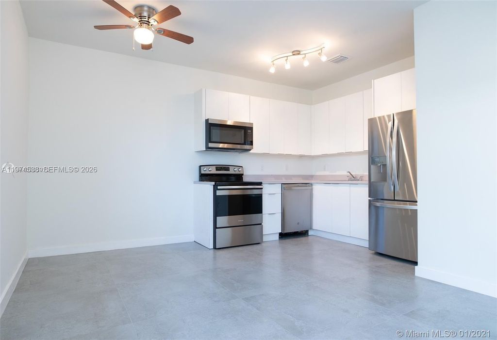 120 NE 71st St 4, Miami, FL 33138