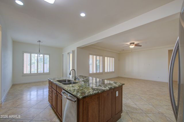 813 W CLAREMONT Street, Phoenix, AZ 85013