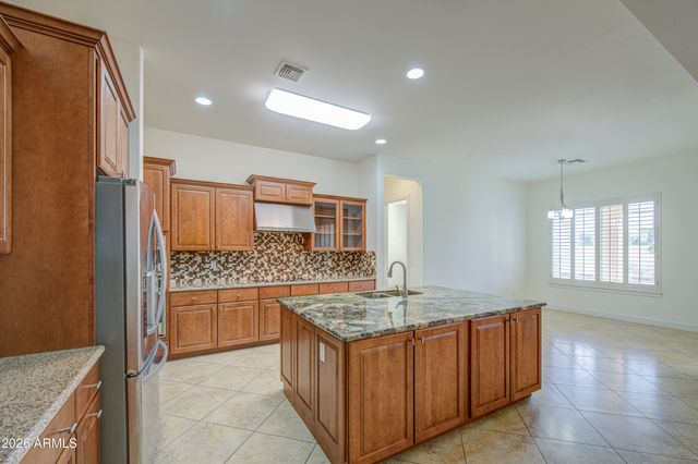 813 W CLAREMONT Street, Phoenix, AZ 85013