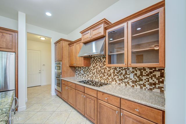 813 W CLAREMONT Street, Phoenix, AZ 85013