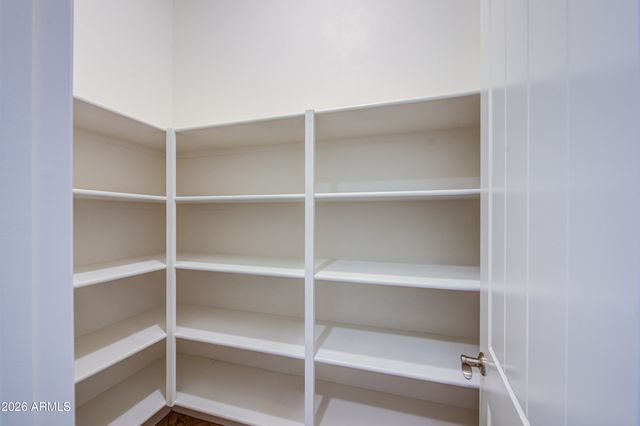 813 W CLAREMONT Street, Phoenix, AZ 85013
