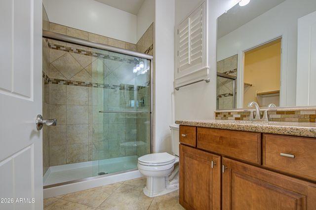 813 W CLAREMONT Street, Phoenix, AZ 85013