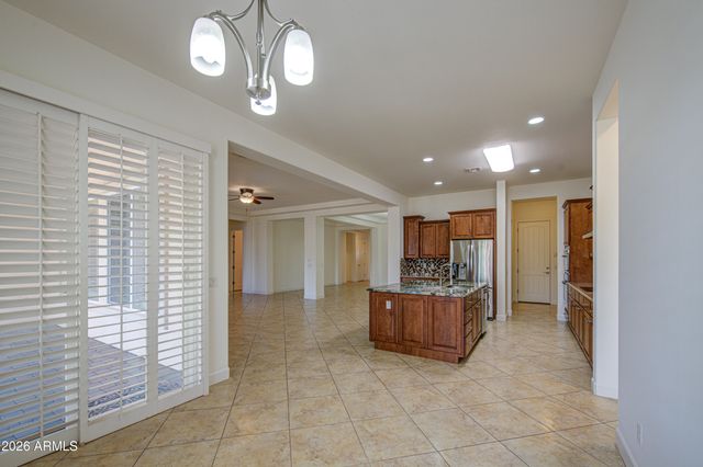 813 W CLAREMONT Street, Phoenix, AZ 85013