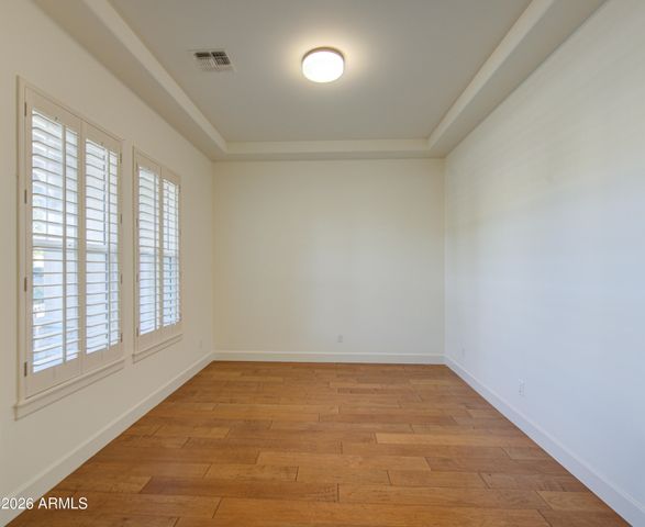 813 W CLAREMONT Street, Phoenix, AZ 85013