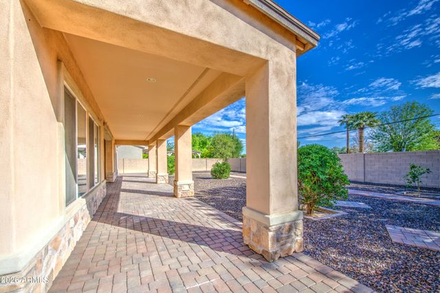 813 W CLAREMONT Street, Phoenix, AZ 85013
