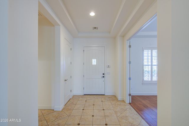 813 W CLAREMONT Street, Phoenix, AZ 85013