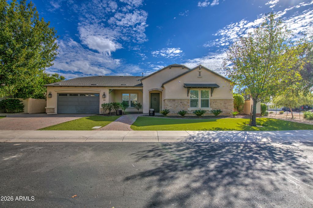 813 W CLAREMONT Street, Phoenix, AZ 85013 — photo 3