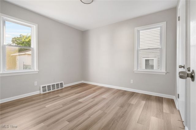 5414 Orchard Avenue, Cleveland, OH 44129