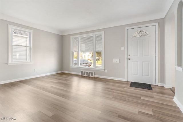 5414 Orchard Avenue, Cleveland, OH 44129