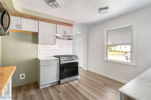 5414 Orchard Avenue, Cleveland, OH 44129