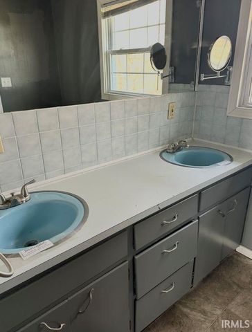 12778 W 500 N Road, Linton, IN 47441