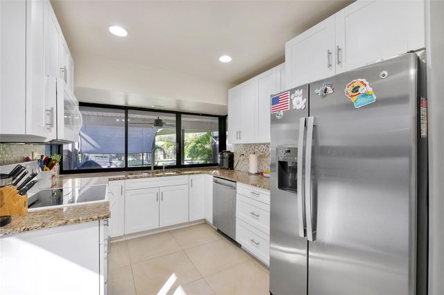 2850 Deer Creek Kelly Brooke Lane, Deerfield Beach, FL 33442