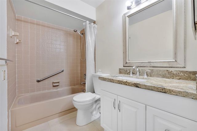 2850 Deer Creek Kelly Brooke Lane, Deerfield Beach, FL 33442