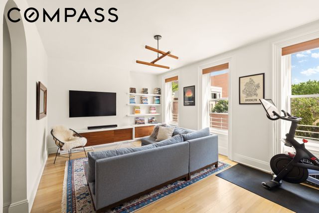 389 Classon Avenue TWNHS, New York City, NY 11238