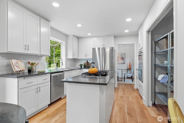1110 Hemlock Avenue SW, North Bend, WA 98045