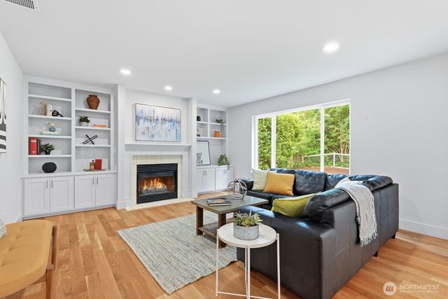 1110 Hemlock Avenue SW, North Bend, WA 98045
