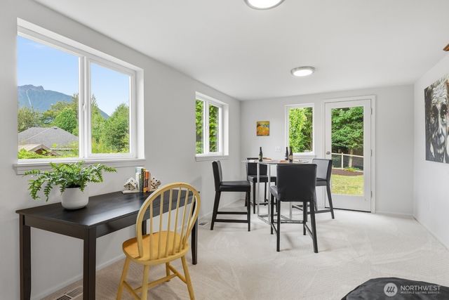 1110 Hemlock Avenue SW, North Bend, WA 98045