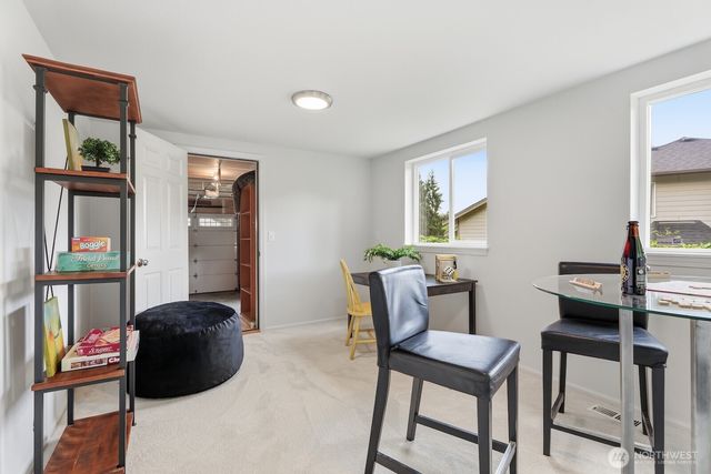 1110 Hemlock Avenue SW, North Bend, WA 98045
