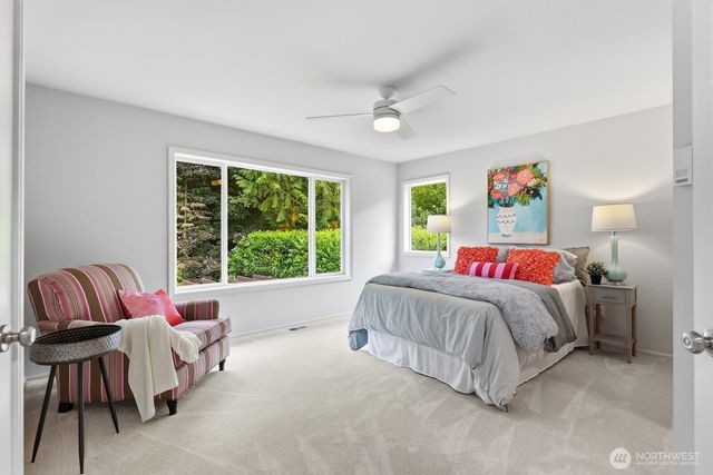 1110 Hemlock Avenue SW, North Bend, WA 98045