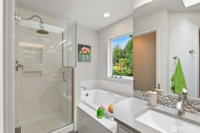1110 Hemlock Avenue SW, North Bend, WA 98045