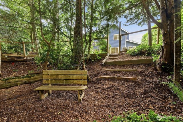 1110 Hemlock Avenue SW, North Bend, WA 98045