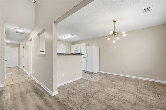 2297 Charleston Pointe SE, Atlanta, GA 30316