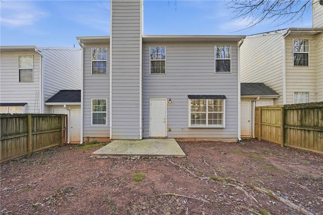 2297 Charleston Pointe SE, Atlanta, GA 30316