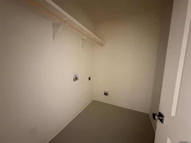 21513 Bluefin Dr, Springfield, LA 70462