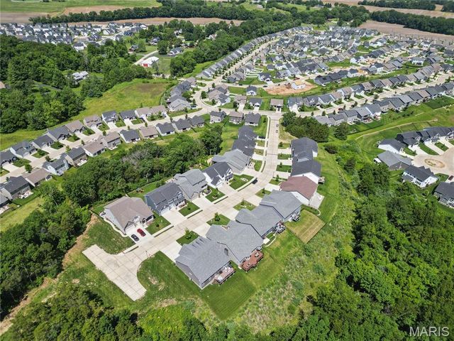 734 Crested Point Drive, Eureka, MO 63025