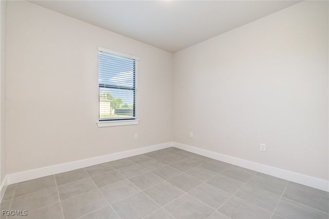 3039 NW 2nd PL, Cape Coral, FL 33993