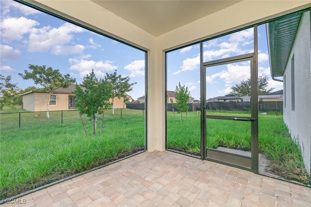 3039 NW 2nd PL, Cape Coral, FL 33993