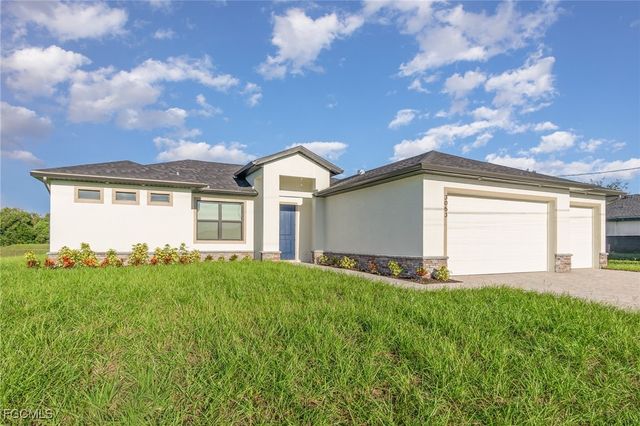 3039 NW 2nd PL, Cape Coral, FL 33993
